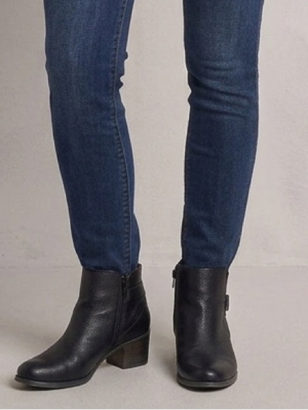 Soul Naturalizer Boots Women's Size 7 Black Calm Booties Zipper Block Heel